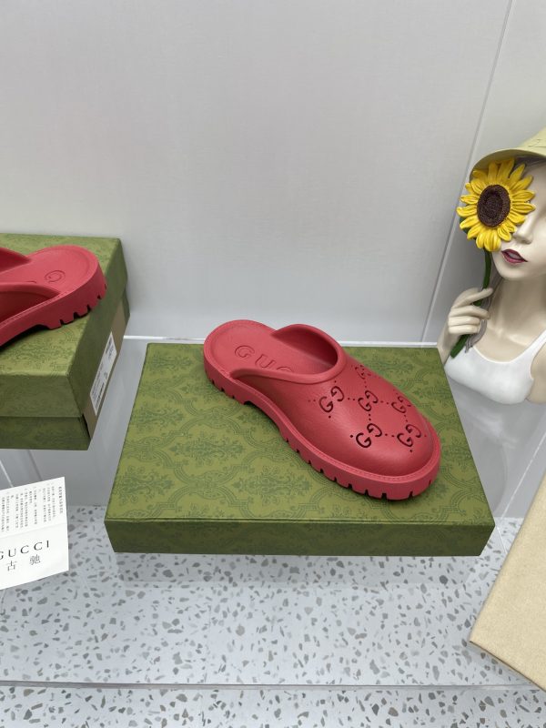 Gucci GG Slides Cave Slippers are versatile couple slippers red - Image 7