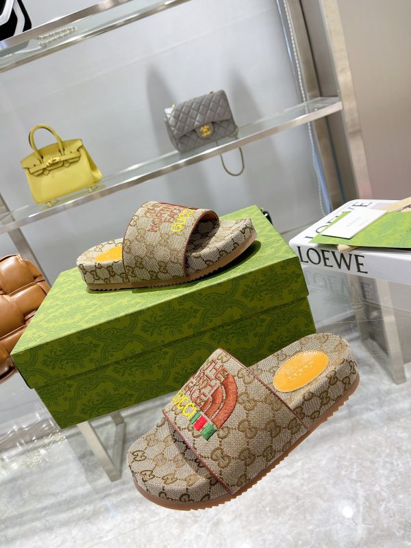 Gucci latest spring summer 2024 slippers B - Image 5