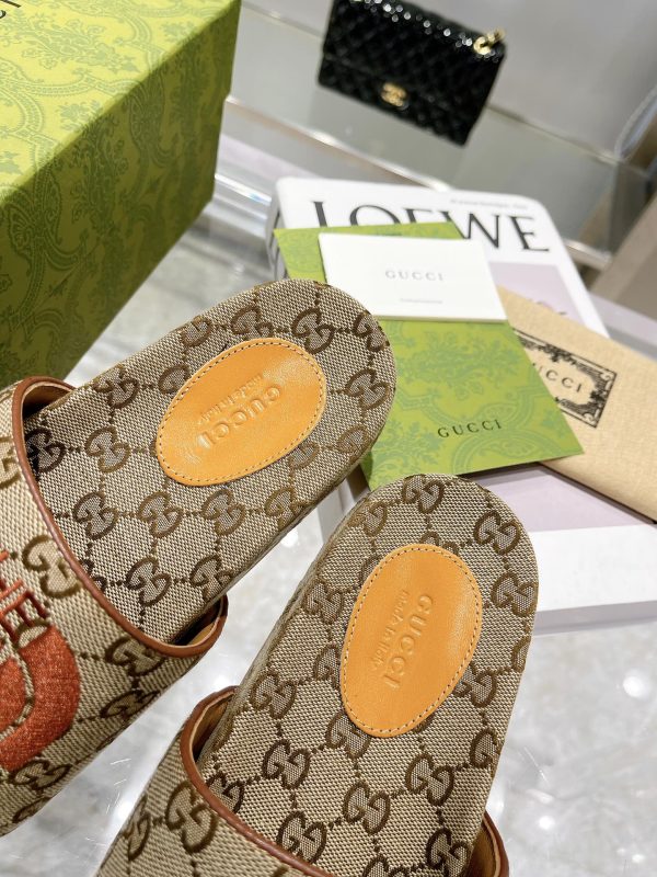 Gucci latest spring summer 2024 slippers B - Image 7