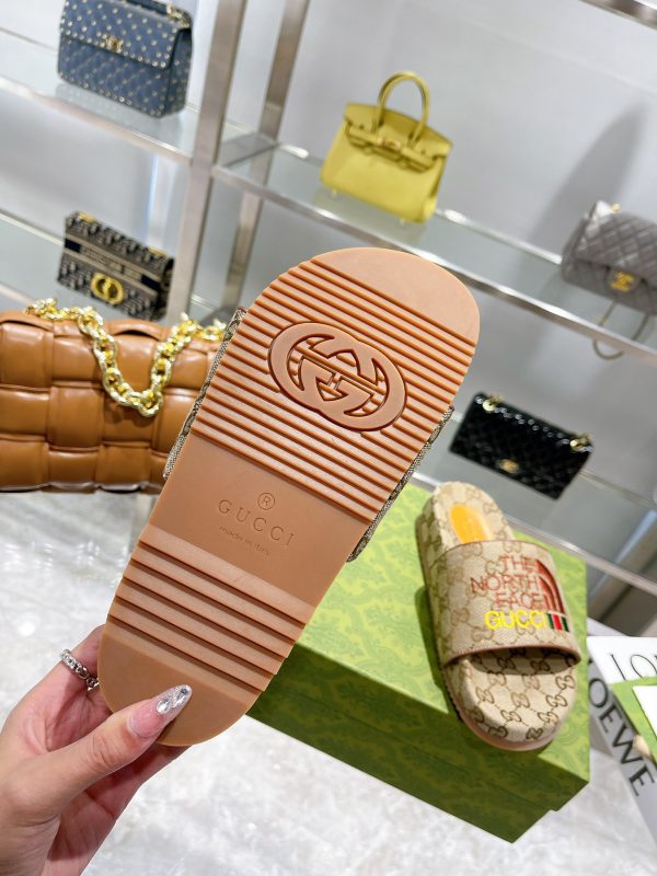 Gucci latest spring summer 2024 slippers B - Image 8
