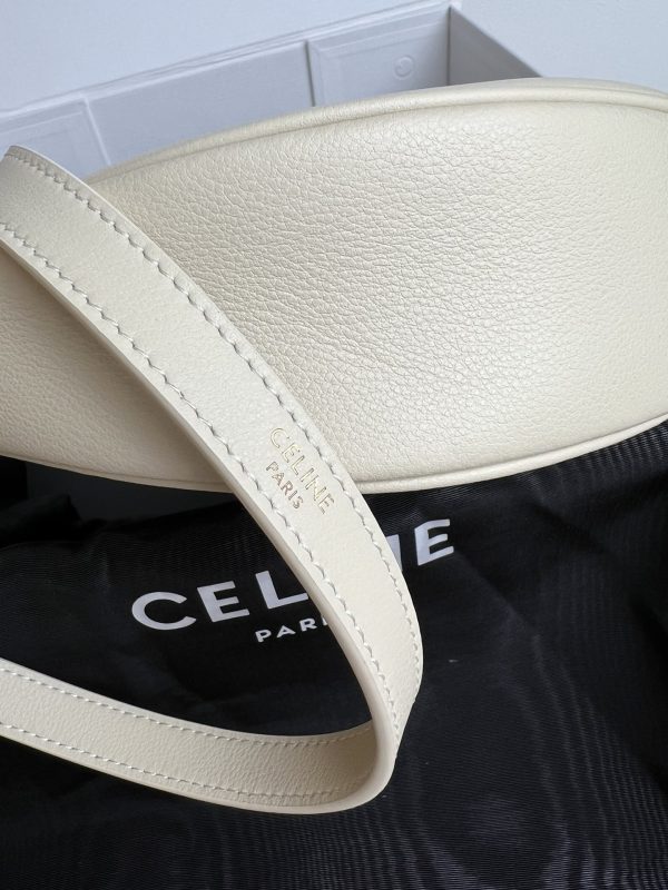Celine New Small HELOISE HOBO Underarm white - Image 9
