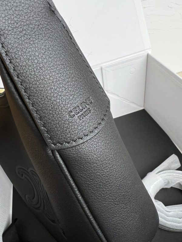 Celine New Small HELOISE HOBO Underarm black - Image 7