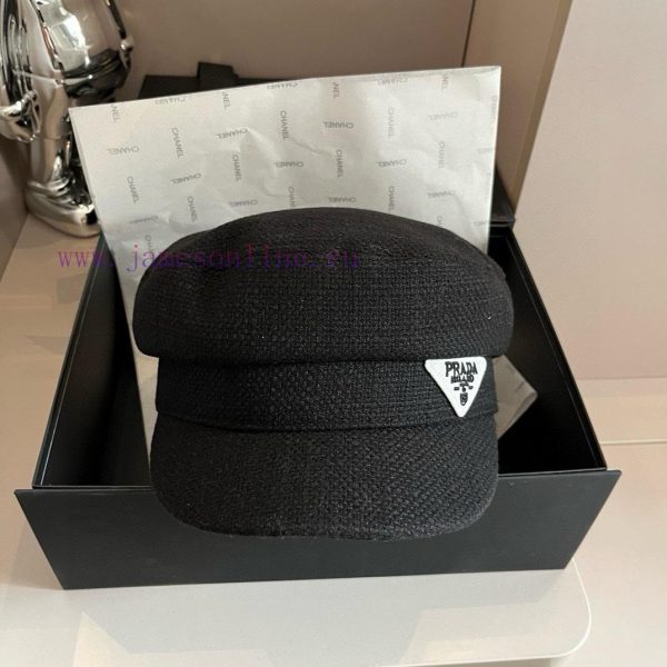 PRADA's new canvas duckbill military cap, black and white, with a head circumference of 57cmhovqvua3 - Image 3