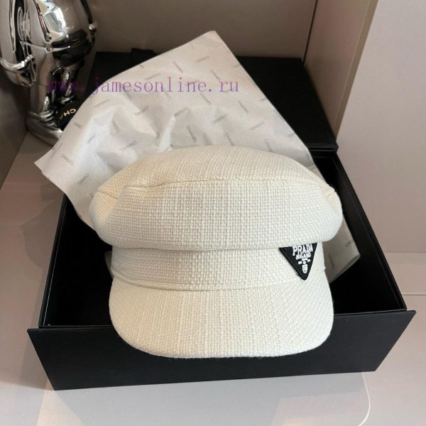 PRADA's new canvas duckbill military cap, black and white, with a head circumference of 57cmag7srm18