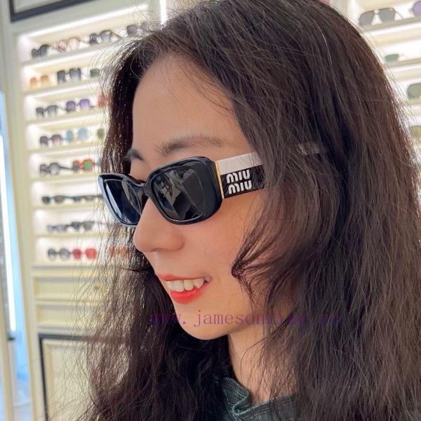 ️ Same color arrivals in stock Miu Miu ️ Annual strongest double splicing version material-M6622sosk