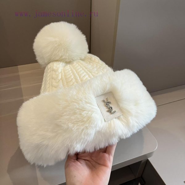 YSL Saint Laurent's new ear protection hatmmflp8qb