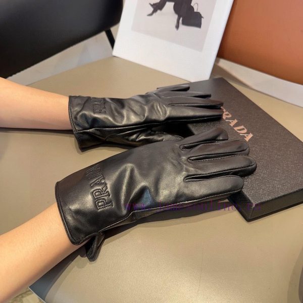 2023 New First Release Touchscreen Gloves Prada Sheepskin Gloves Official Website Synchronizjd2apa7l