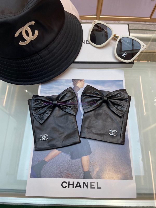 ‼  Chanel large bow, Chanel European new top women's high-end half finger gloves, 100% selefdlw2ku0