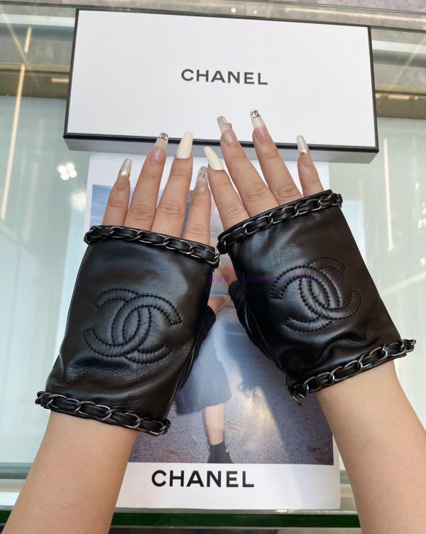 ‼ Chanel Europe's new top women's high-end half finger gloves are 100% made of imported sheuwa0izm8 - Image 9