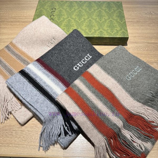 Gucci, high-end wool knitted scarf! This men's design is formal, casual, and very classical.fswdmzqd - Image 10