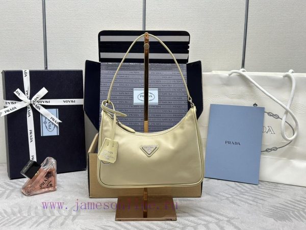 Paired version full package, customized), Prada's latest popular leather shoulder strap whitnrm5mdsm