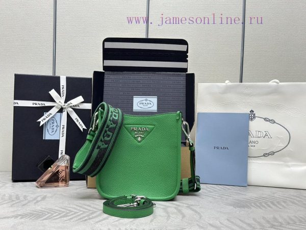 The new shoulder bag 1BH191 has arrived with two shoulder straps. This leather mini shouldervu5at3hx