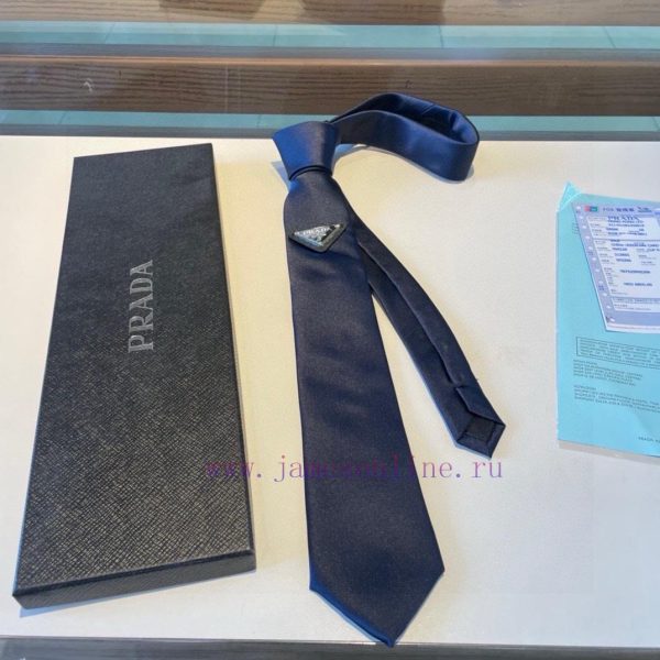 Paired with packaging, the same popular product from P Home Shu Qi, the new Prada triangle lrsi57olr - Image 10