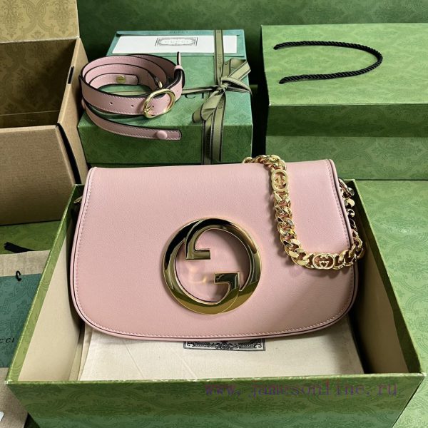 Gucci Underarm bag back detail picture (with full chain) Gucci Blondie interlocking light pi bba8lafy