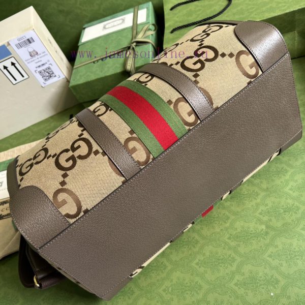 Gucci This travel bag comes with a complete set of original green gift bags. It is made of P excb6tyu - Image 4