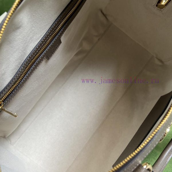 Gucci This travel bag comes with a complete set of original green gift bags. It is made of P excb6tyu - Image 9