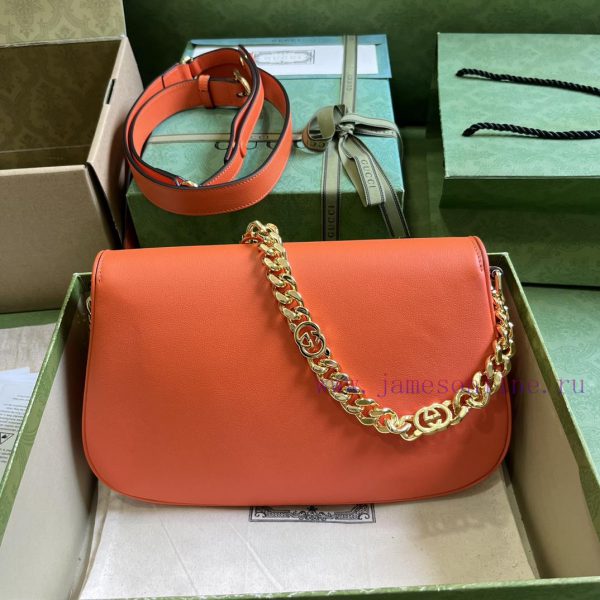 Gucci Underarm bag back detail picture (with full chain) Gucci Blondie interlocking light pi x0hx1ril - Image 3