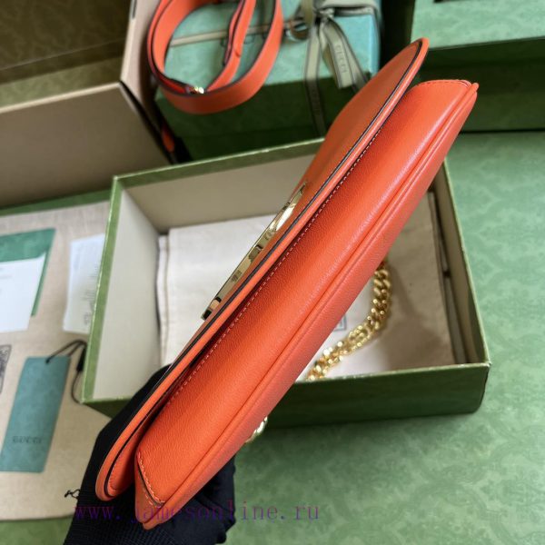 Gucci Underarm bag back detail picture (with full chain) Gucci Blondie interlocking light pi x0hx1ril - Image 4