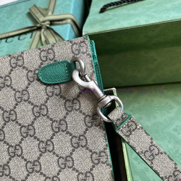 Gucci As the iconic material of the brand, GG Supreme canvas has become the main fabric in G ak7huhme - Image 7