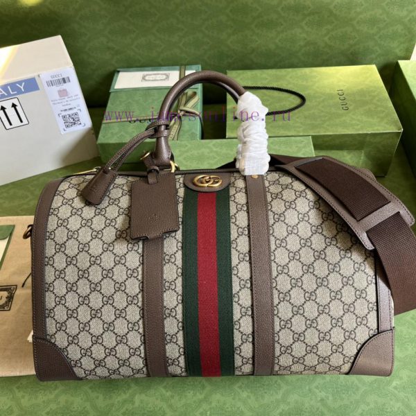 Gucci This travel bag comes with a complete set of original green gift bags. It is made of P 0cq8zyrh