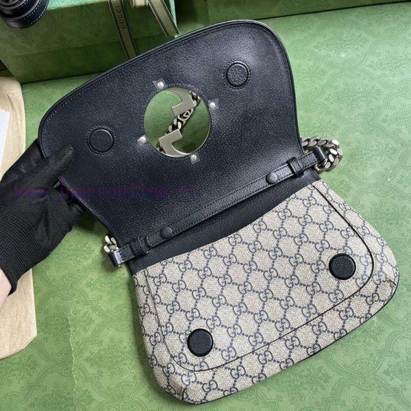 Gucci The Gucci Blondie shoulder bag combines retro elements with collection details, paying yqueaqby - Image 7