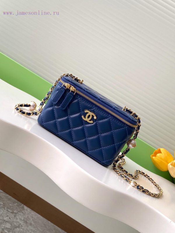 Chanel Bag The 24K pearl makeup bag is super luxurious, made of high-quality sheepskin mater 68ngsbjz