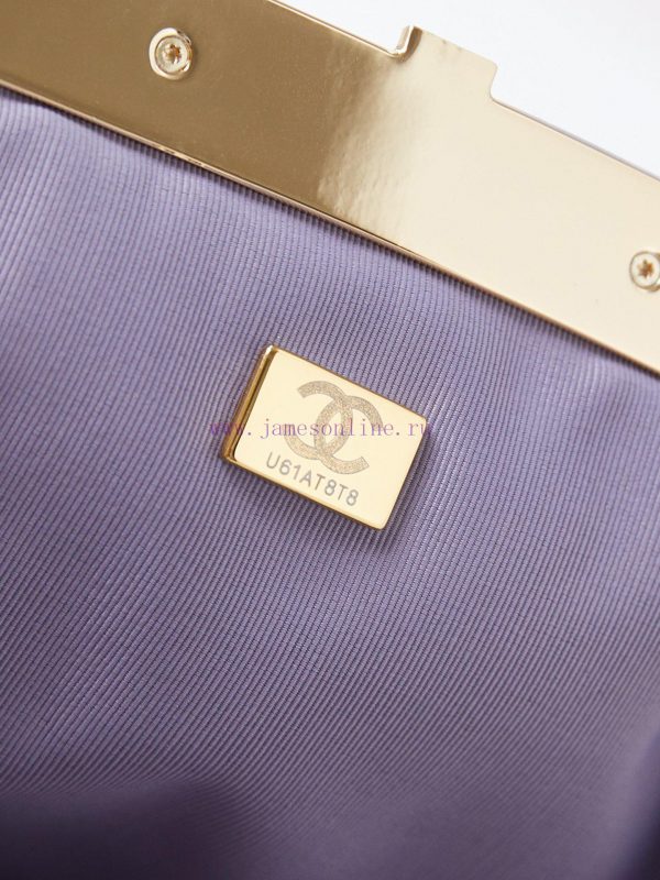 Chanel Bag This popular cloud bag is the 24A cloud bag. The king of the pack actually carrie nnpgkj03 - Image 10