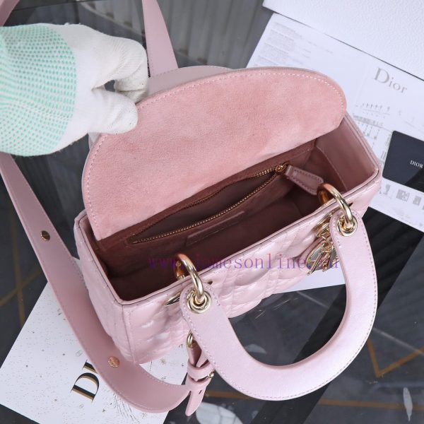 Lady Dior four grid pearl powder, classic Diana handbag embodies Dior's profound insight int jfnkpjol - Image 6