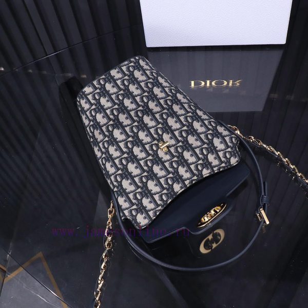 Original Grade 24 Early Spring Series Latest French Fry BunKnock on the cute new bag shape, kopyhord - Image 9