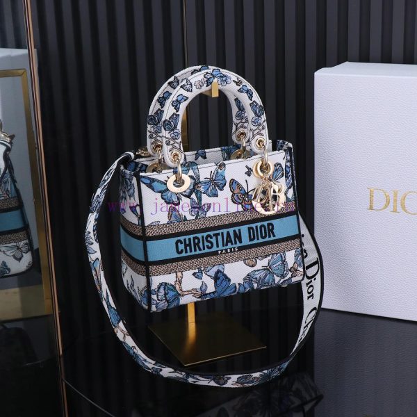 Lady D Embroidery Series Dior ZP DevelopmentLatest Butterfly ? Limited edition series, with epr3clr5