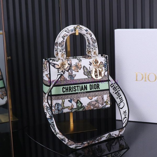 Lady D Embroidery Series Dior ZP DevelopmentLatest Butterfly ? Limited edition series, with je3yt48n