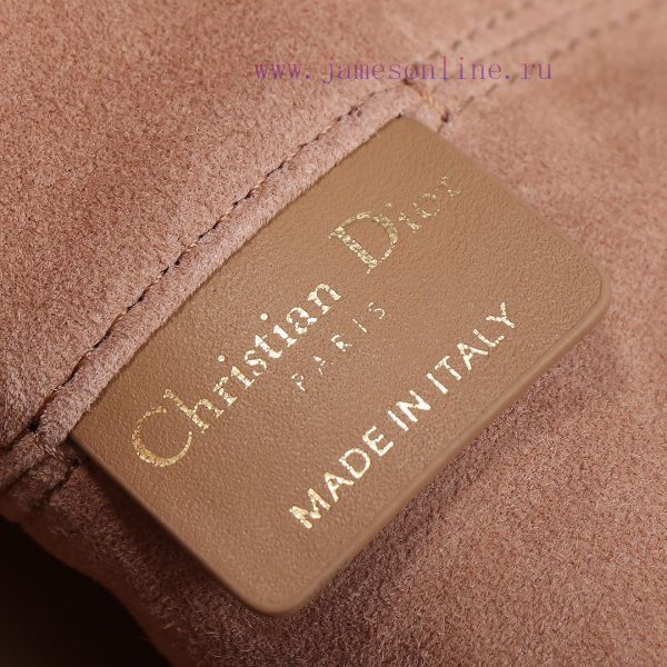The caramel colored medium-sized new Toujours handbag, this Dior Toujours handbag, made a wo pz7ikjes - Image 6