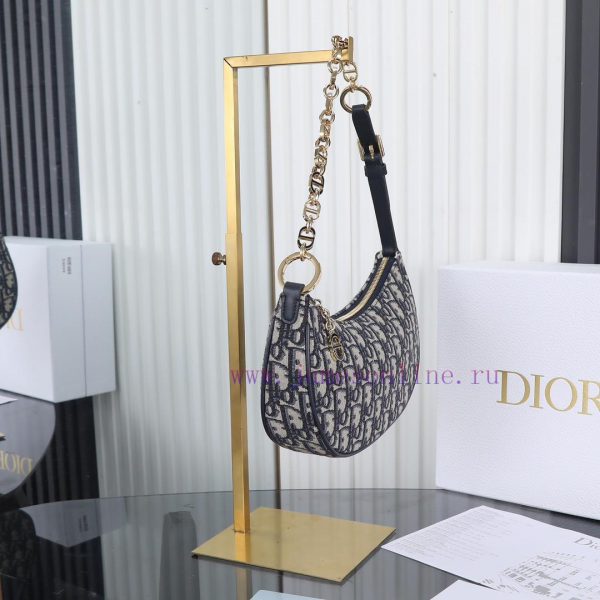 Dior LOUNGE handbag moon bag "Blan"This CD Lounge handbag is a new summer product of 2023, s anp134md - Image 3