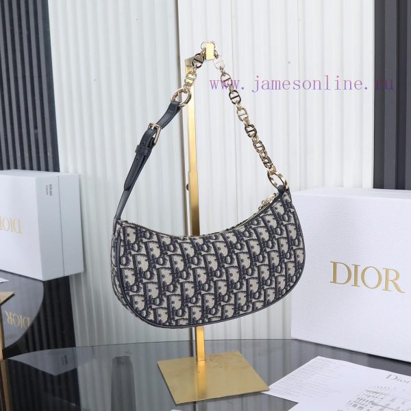 Dior LOUNGE handbag moon bag "Blan"This CD Lounge handbag is a new summer product of 2023, s anp134md - Image 4