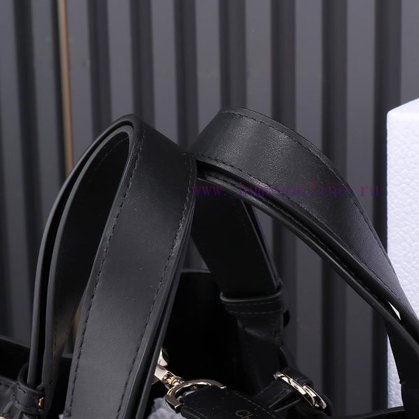 The black medium new Toujours handbag, this Dior Toujours handbag, made a wonderful debut in iewh7068 - Image 10