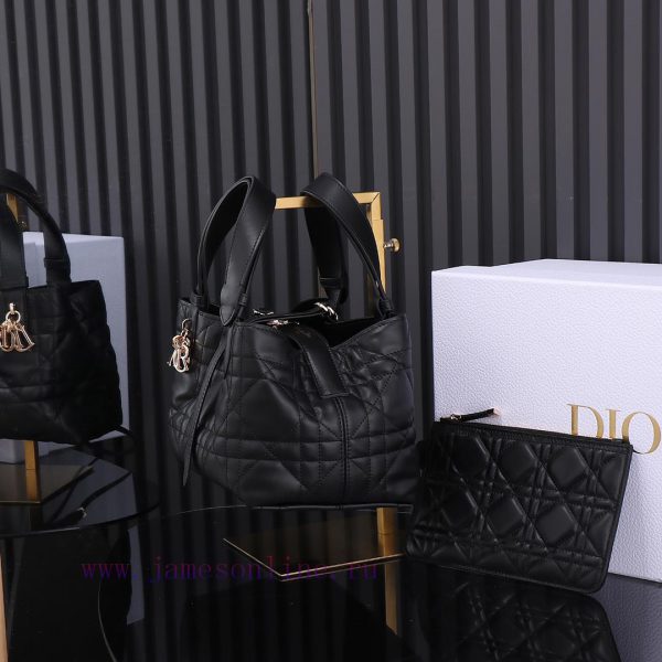 The black small-sized new Toujours handbag, this Dior Toujours handbag, made a wonderful deb kinu58b8 - Image 4