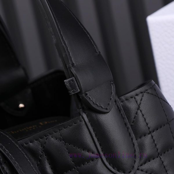 The black small-sized new Toujours handbag, this Dior Toujours handbag, made a wonderful deb kinu58b8 - Image 5