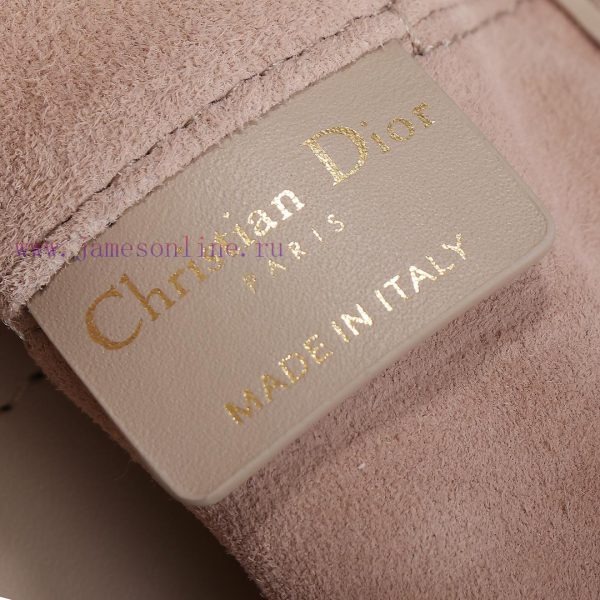The cream apricot colored new Toujours handbag, a Dior Toujours handbag, made a wonderful de dgosttek - Image 7