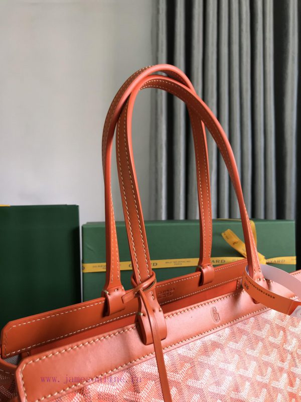 Goyard tote Commuter SeriesThe Bellechasse Biaude convertible bag has a spacious interior th 6xhk8coh - Image 5