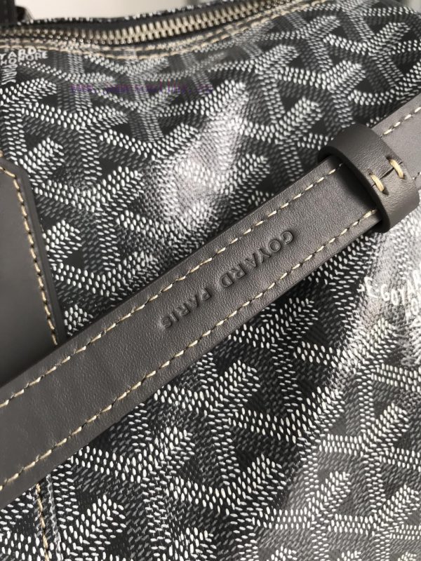 ? The Boston45 travel bag is made of Goyardine cotton linen canvas and Servon calf leather, ydpk06wj - Image 6
