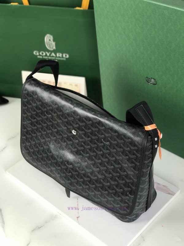 Goyard's new Citadin mailman bag in dark blackThe CAPETIEN mailman bag can accommodate A4 si fsgioqc0 - Image 5