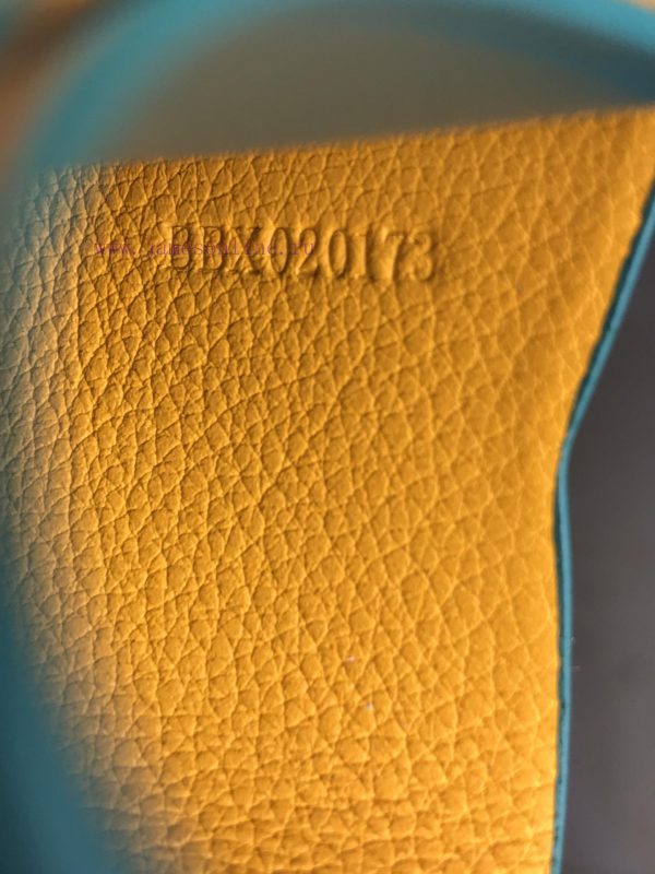 The SAINT Suloro PianaICE classic double-sided pocket card clip is designed to be small and w74ykk2f - Image 6