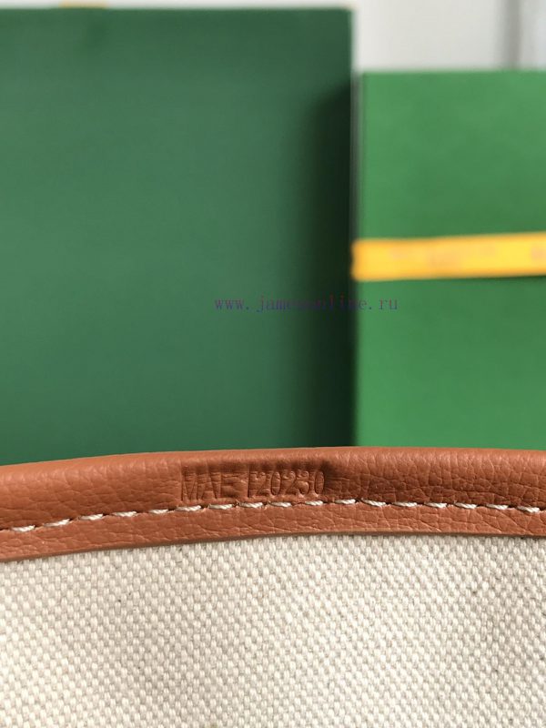 BELHARRA small bag is the perfect companion for vacationing under the sun. Its iconic bucket vd6y94ic - Image 9