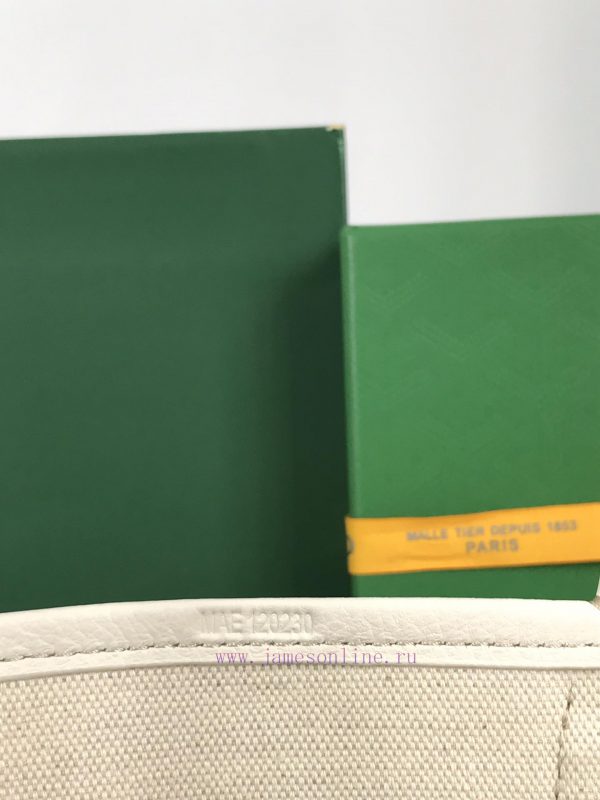 BELHARRA small bag is the perfect companion for vacationing under the sun. Its iconic bucket tg88zu4e - Image 7