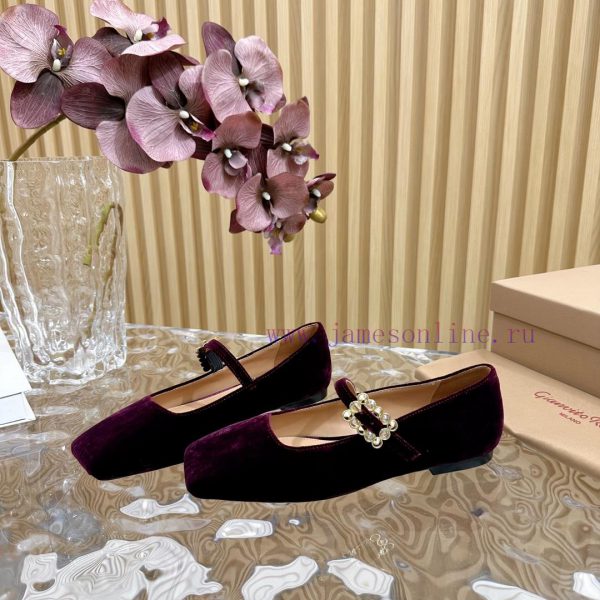 Gianvit Ross 2024 Early Spring Synchronized New Mary Jane Velvet Single Shoe is a delicate yhnfmuyac - Image 9