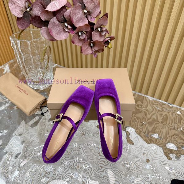 Gianvit Ross 2024 Early Spring Synchronized New Mary Jane Velvet Single Shoe is a delicate ywpoebaxg - Image 7