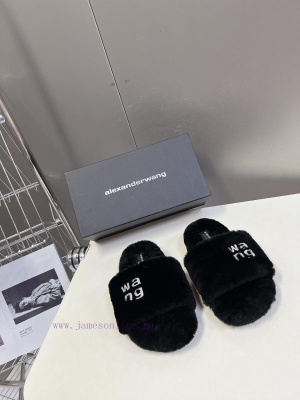 Alexander Wang's wool slippers are so beautiful~It's hard not to love themBLING BLING autumnqlr6v8b8