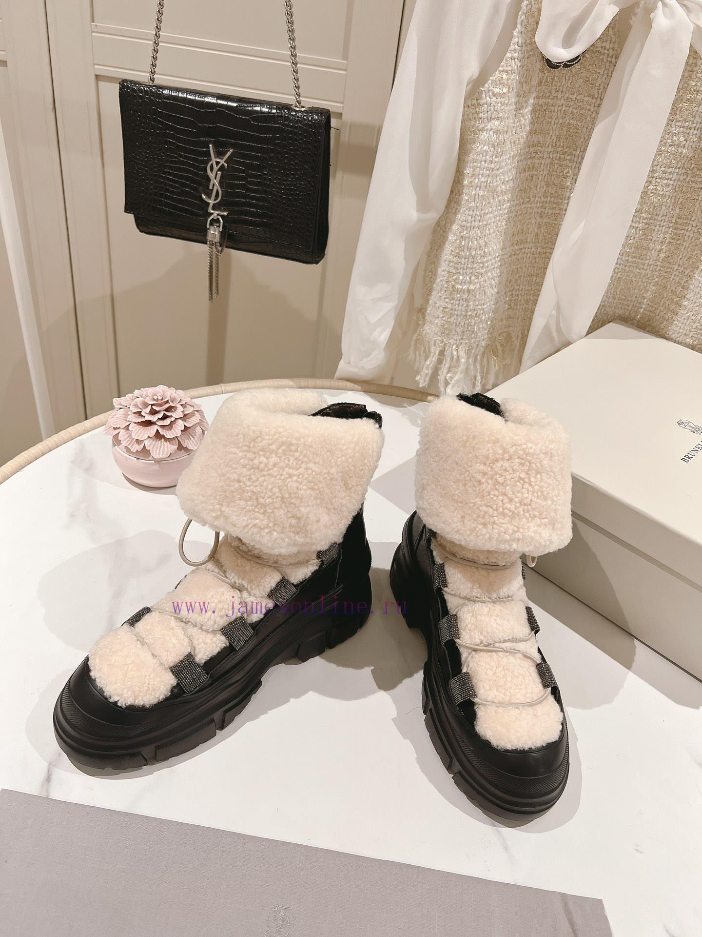 The 2023 Brunello Cucinelli wool short boots from "The Highest Quality in the Market" are in1sg5ftyn - Image 4