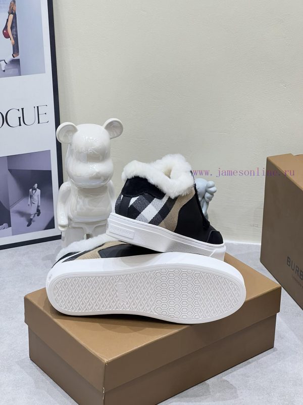 2024 SS Burberry Autumn/Winter Best Couple H New Italian Leather Sneakers Crafted from Engli0ql49vam - Image 10