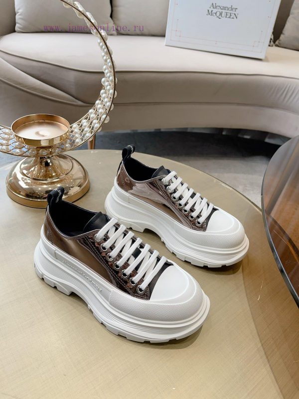 Metal surfaceTop quality, inspection free products withAlexander McQueen's new canvas seriesf3d5byda